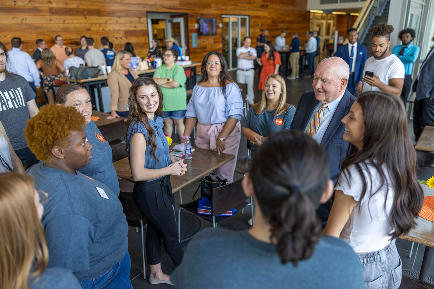 USG Chancellor Sonny Perdue with members of the Student Ambassador Program