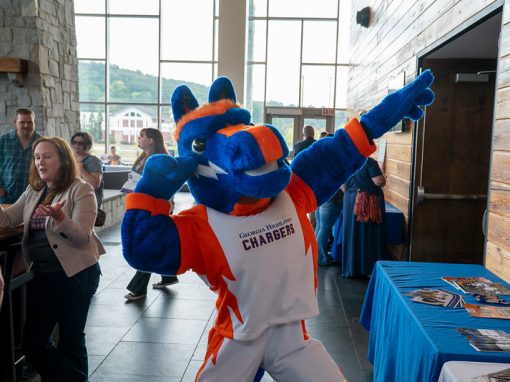 Image of GHC mascot Bolt at Preview Day