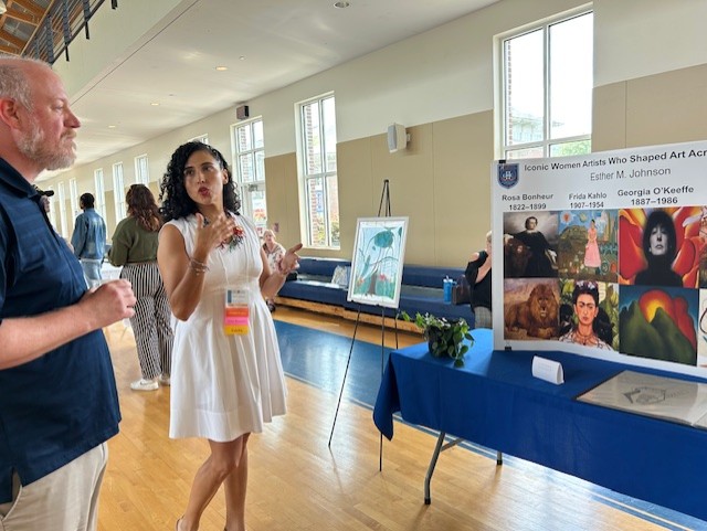 Honors student Esther Johnson at Academic Showcase 2025